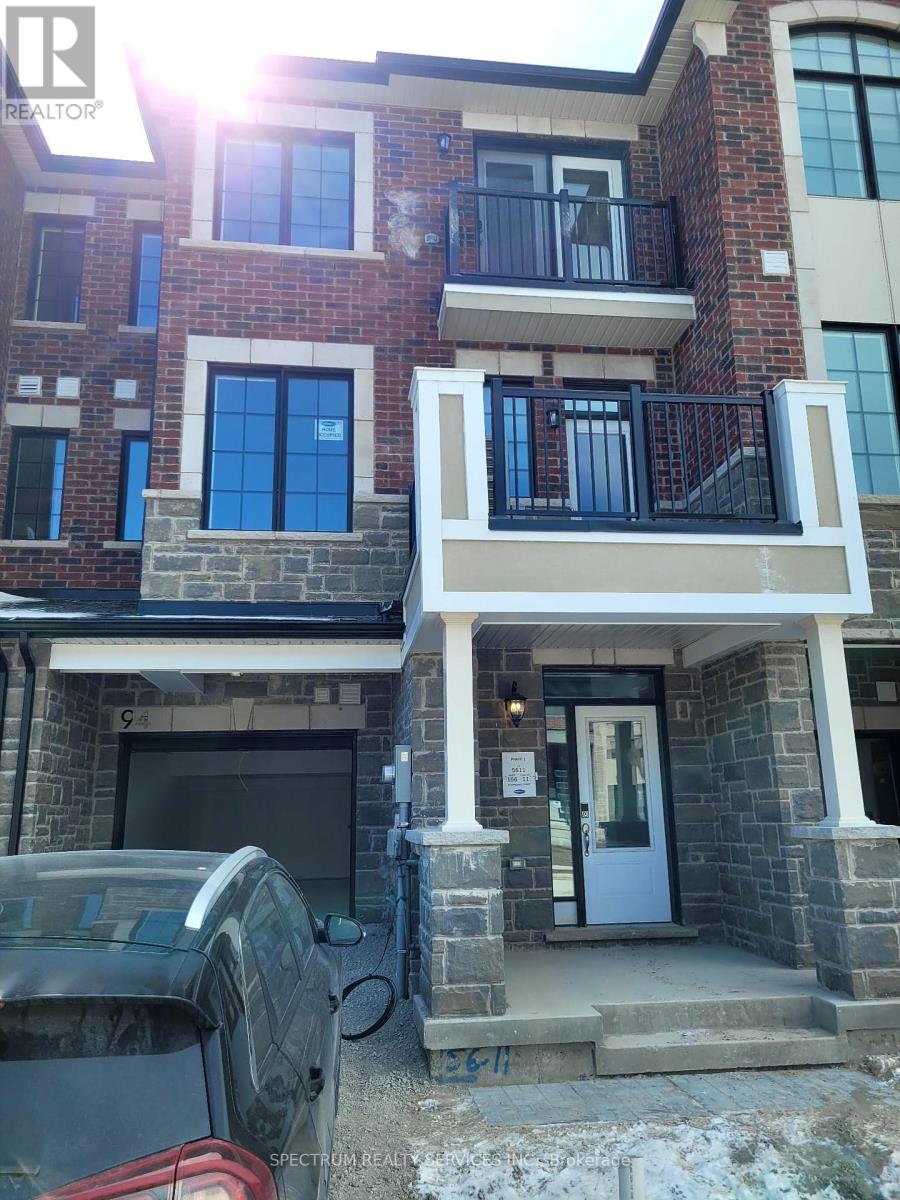 94 Ennerdale St, Barrie, ON L9J 0G5