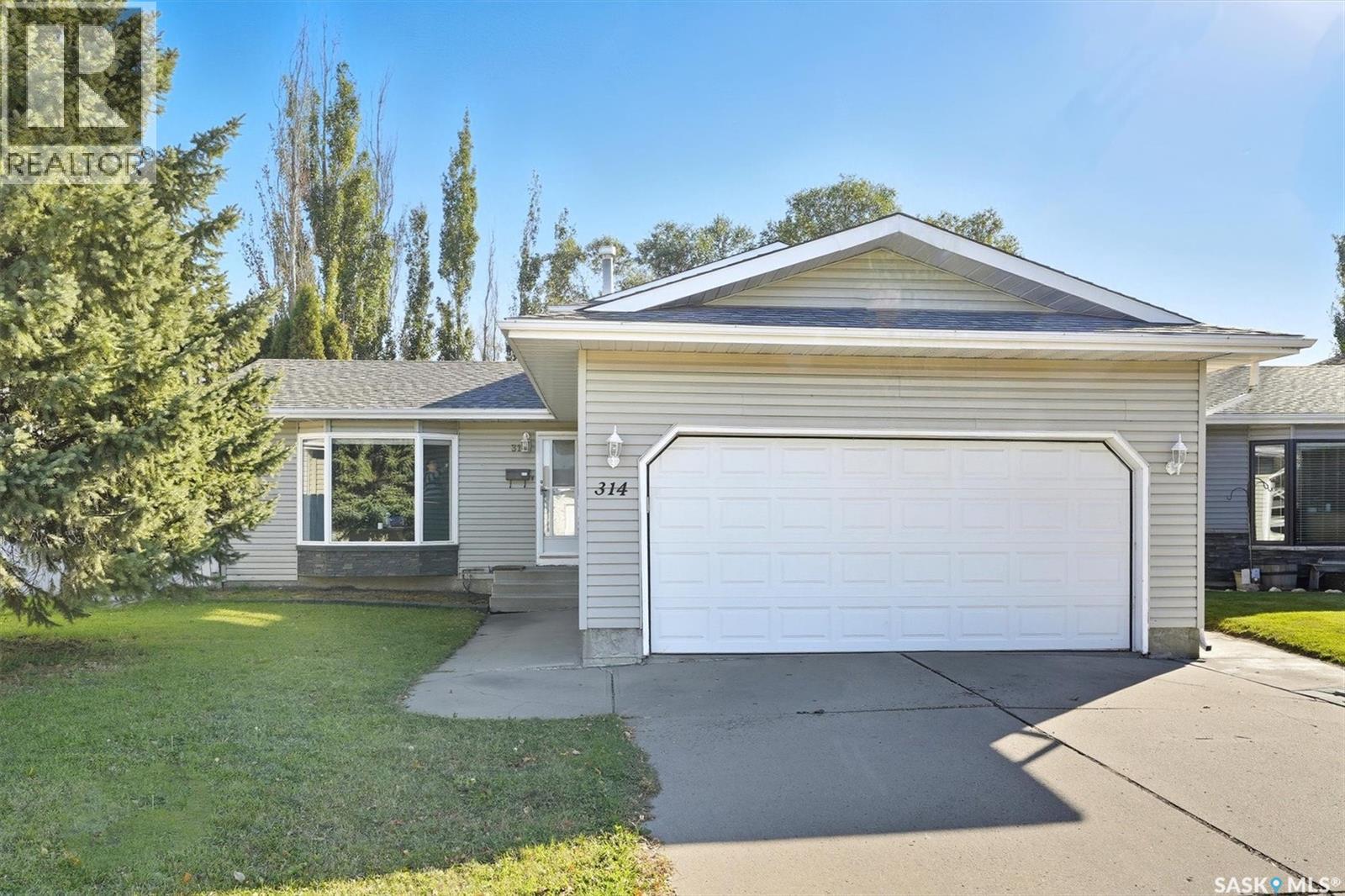 314 Konihowski Rd, Saskatoon, SK S7S 1A8