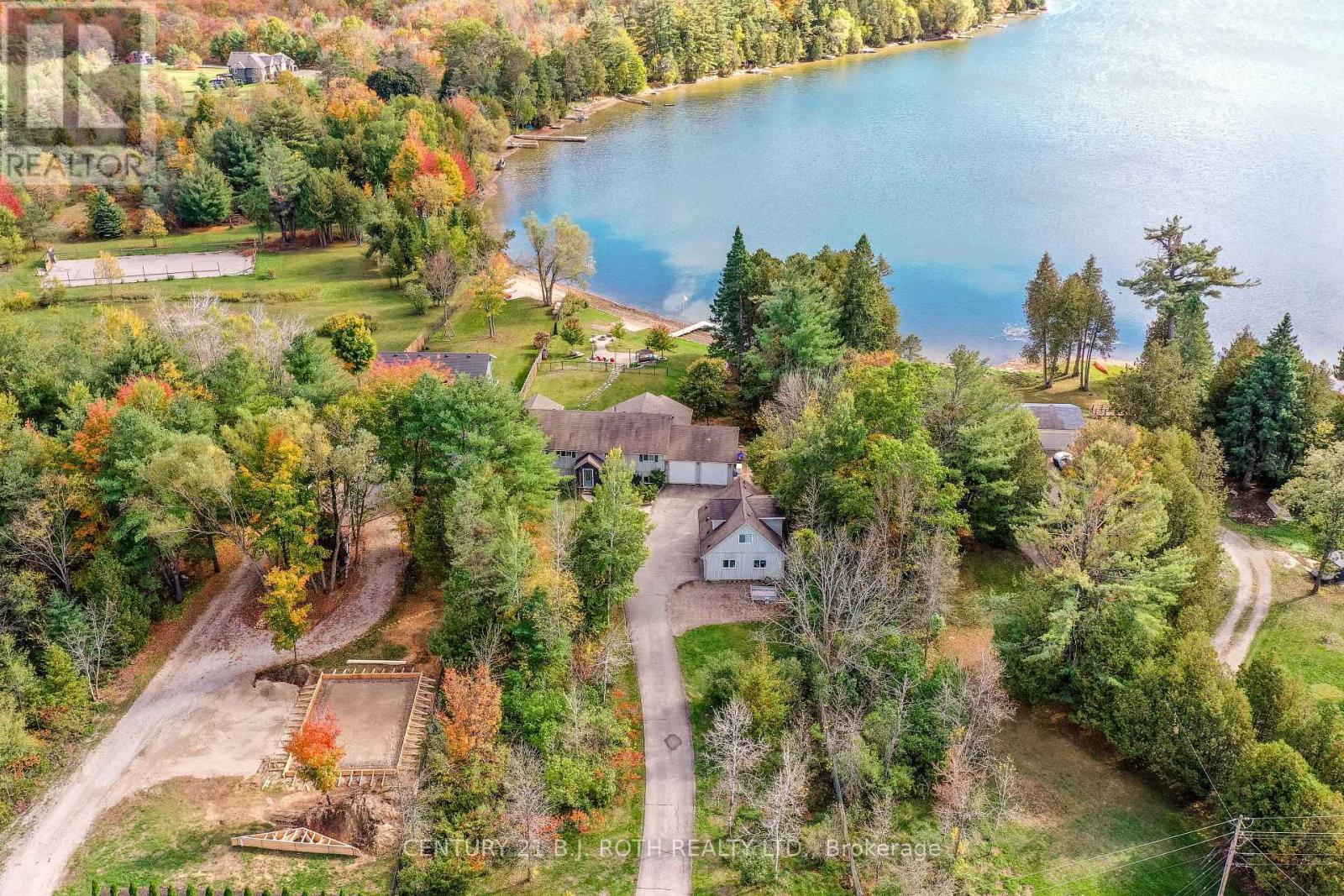 3371 Lake St George Blvd, Severn, ON L0K 2B0