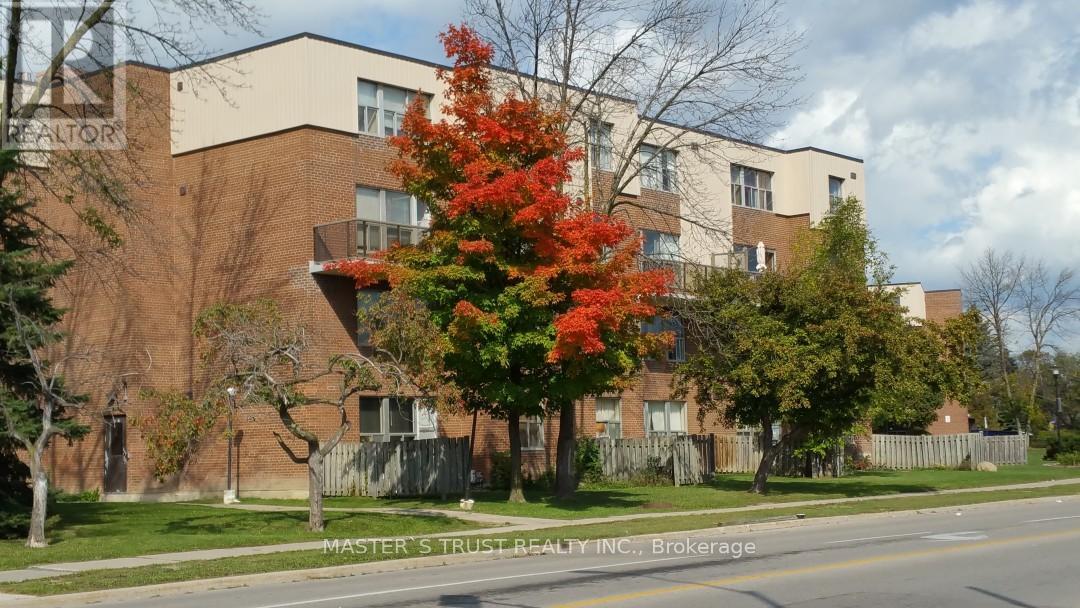 214 1055 Forestwood Dr, Mississauga, ON L5C 2T8