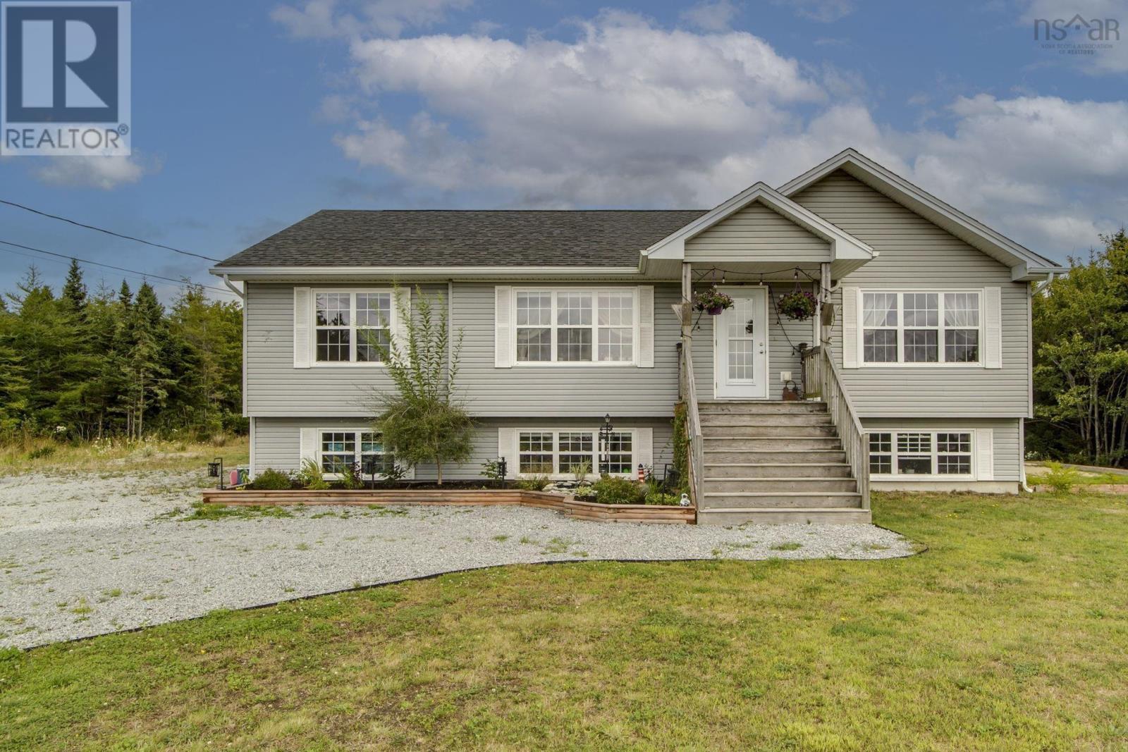 741 Villagedale Rd, Coffinscroft, NS B0W 1E0