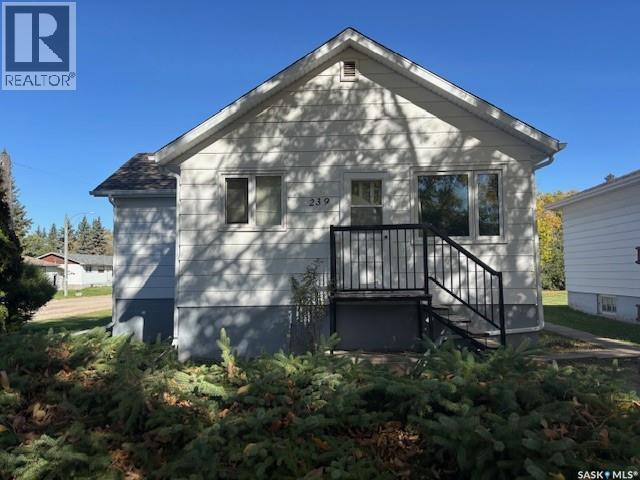 239 3 Avenue, Canora, SK S0A 0L0
