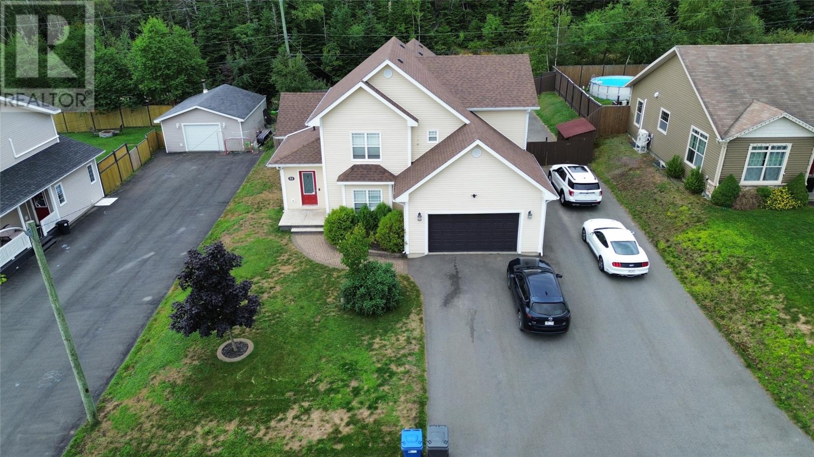 31 Rothermere St, Grand Falls-Windsor, NL A2A 1J3