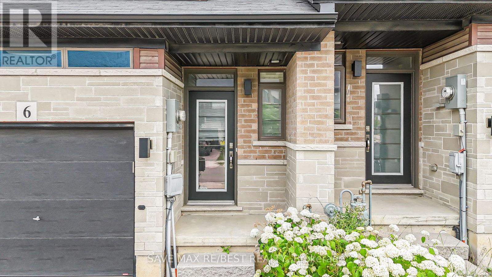 6 Greenwich Ave, Hamilton, ON L8J 0L5