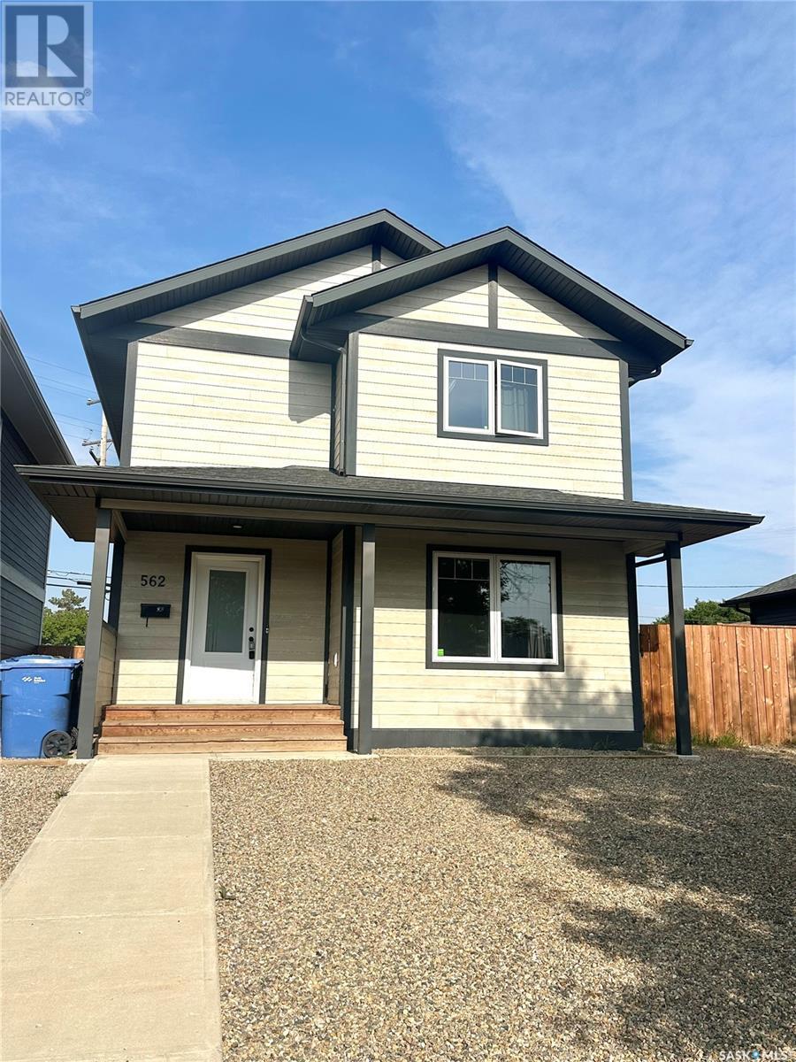 105th Street Unit 562, North Battleford, SK S9A 1R7
