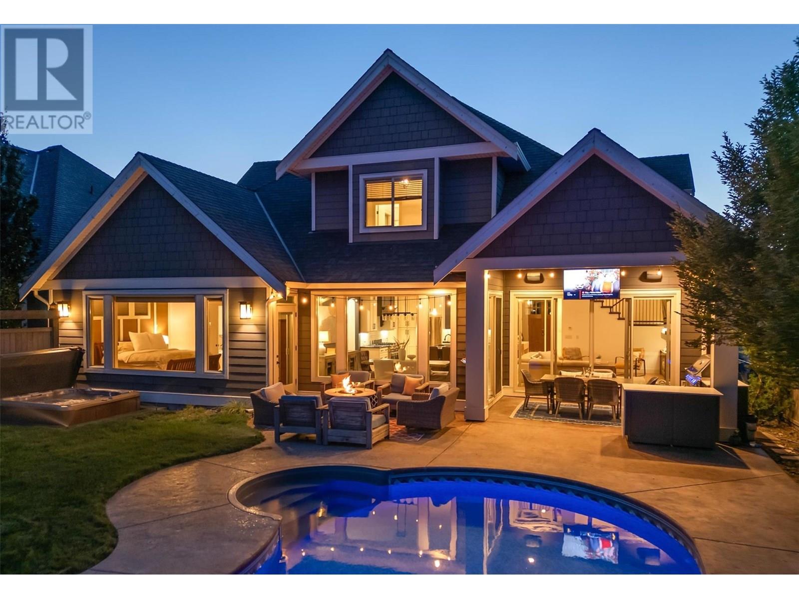 425 Audubon Ct, Kelowna, BC V1W 5K3