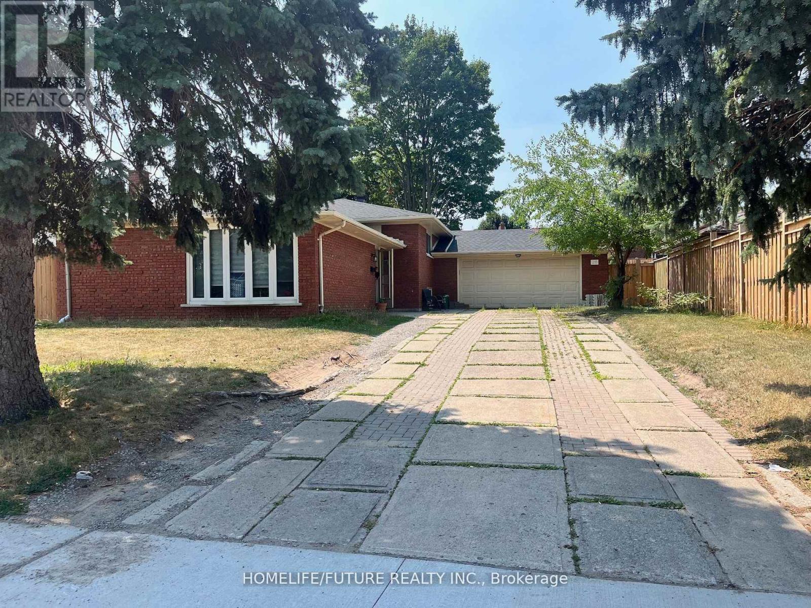 28 Skyridge Rd, Toronto, ON M1E 4P1