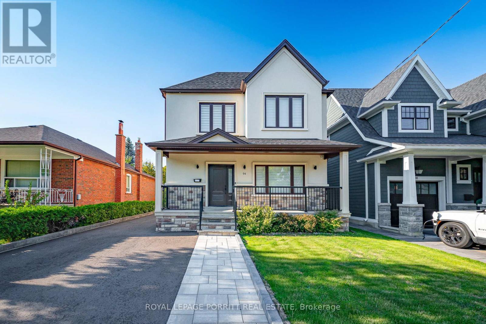 94 Edgecroft Rd, Toronto, ON M8Z 2C3