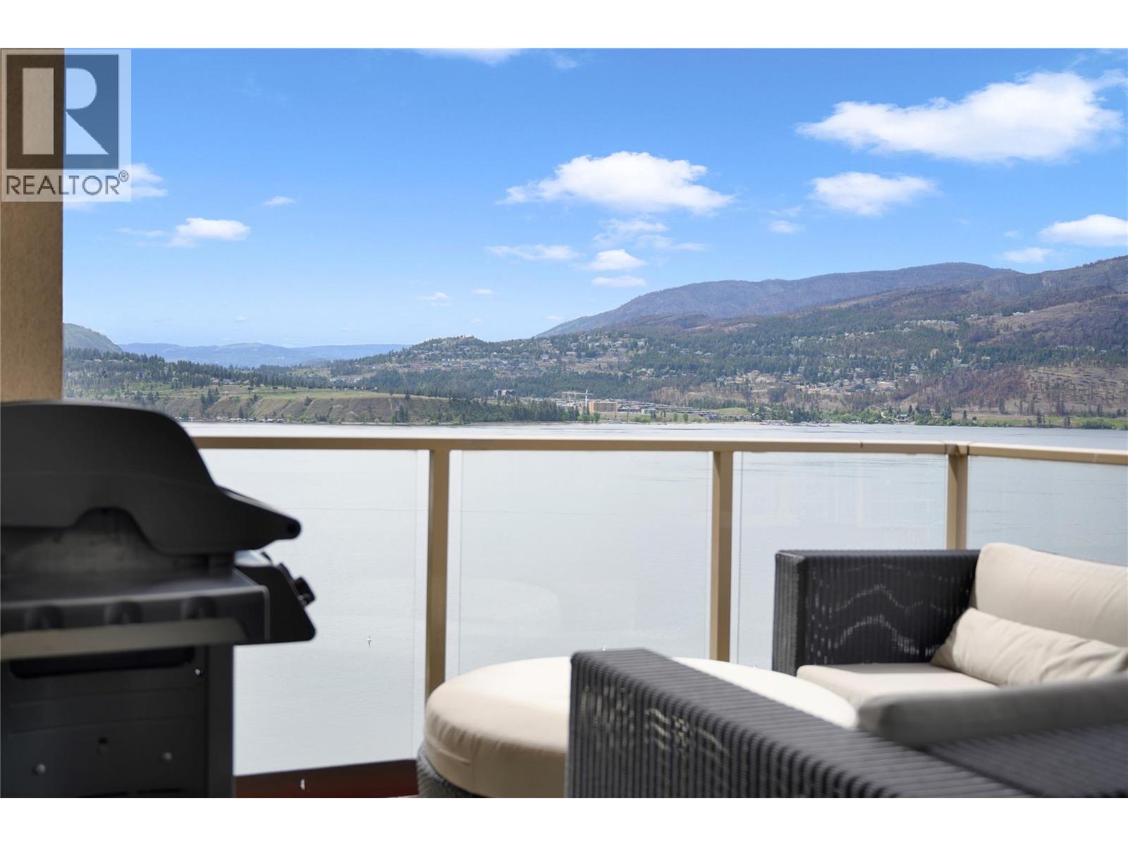 1128 Sunset Drive Unit 1703, Kelowna, BC V1Y 9W7