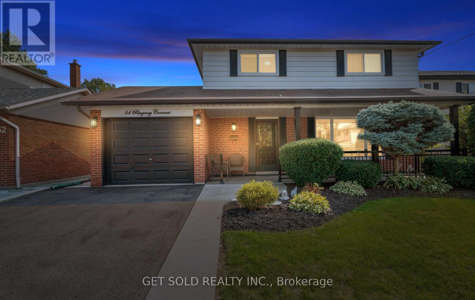 54 Ringway Cres, Toronto, ON M9W 1X4