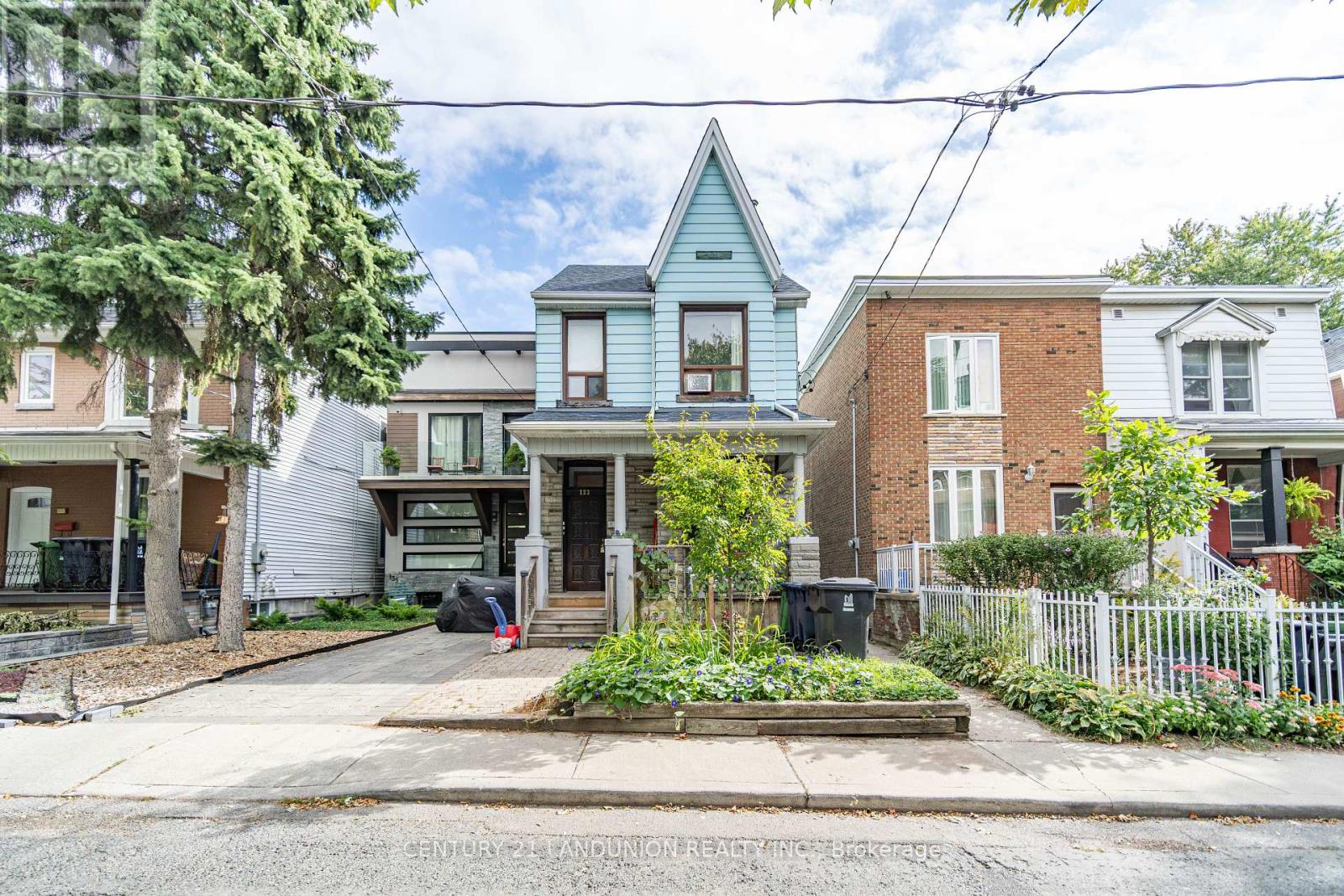 133 Galt Ave, Toronto, ON M4M 2Z4