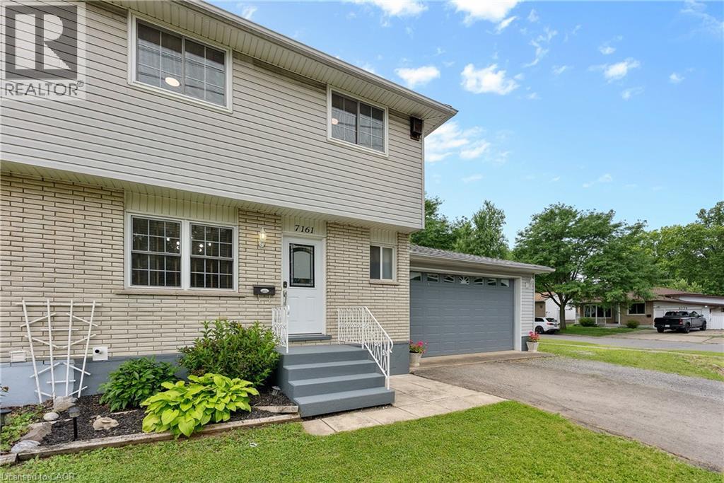 7161 Ailanthus Ave, Niagara Falls, ON L2G 3W5