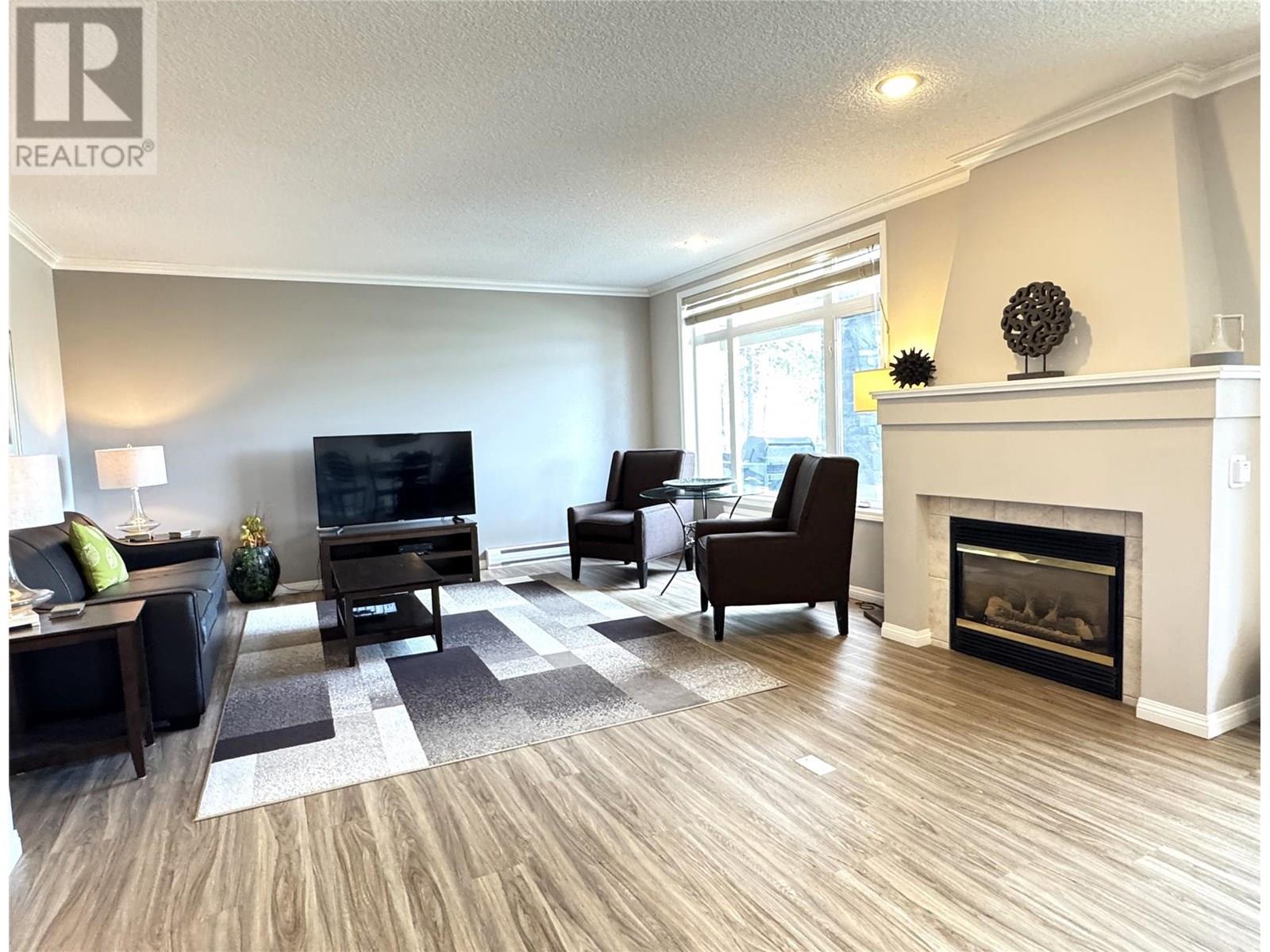 100 Bighorn Boulevard Unit 104i, Radium Hot Springs, BC V0A 1M0
