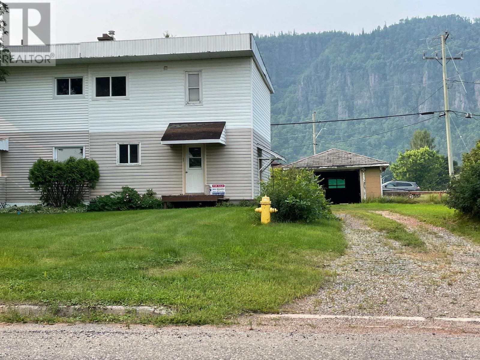 80 Rankin St, Red Rock, ON P0T 2P0