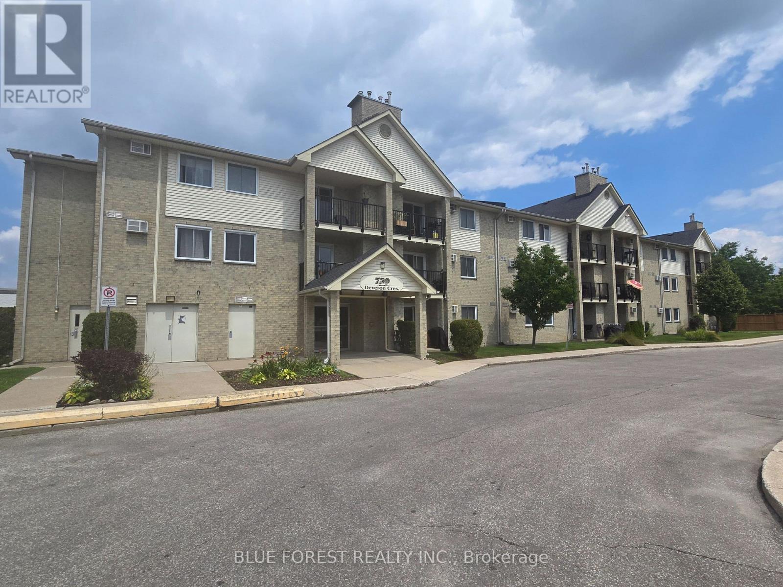 209 739 Deveron Cres, London, ON N5Z 4Y1