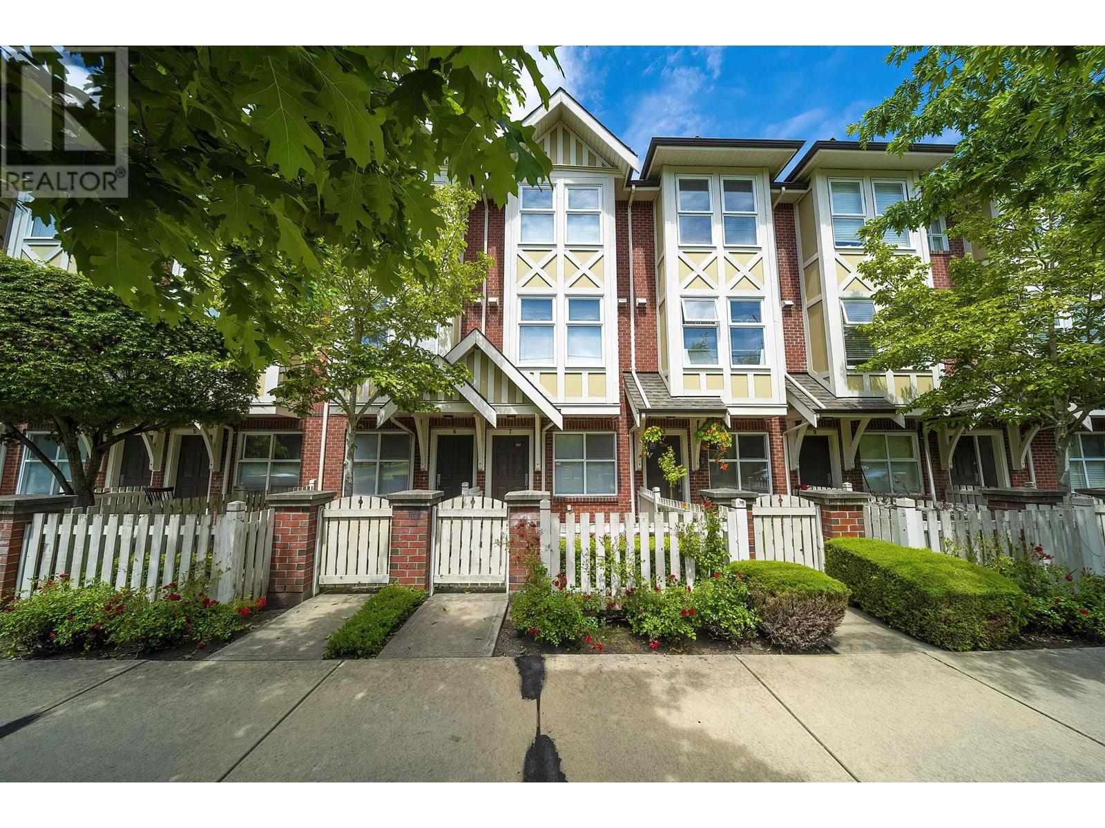 9333 Ferndale Road Unit 7, Richmond, BC V6Y 1X4