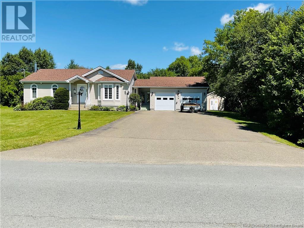 39 Birchwood St, Perth-Andover, NB E7H 1M7