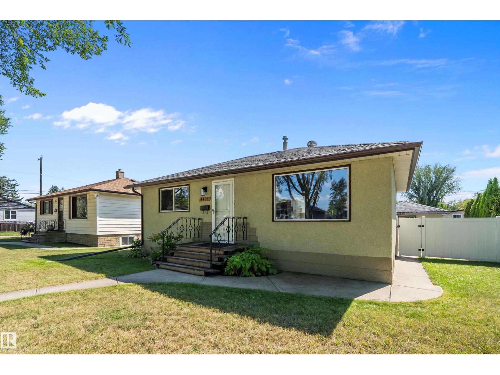 116 Av Nw Unit 4405, Edmonton, AB T5W 0X2