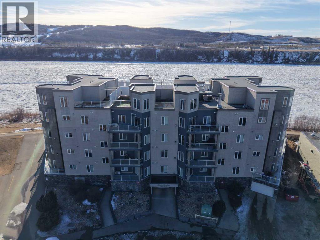 9810 94 Street Unit 308, Peace River, AB T8S 0A1