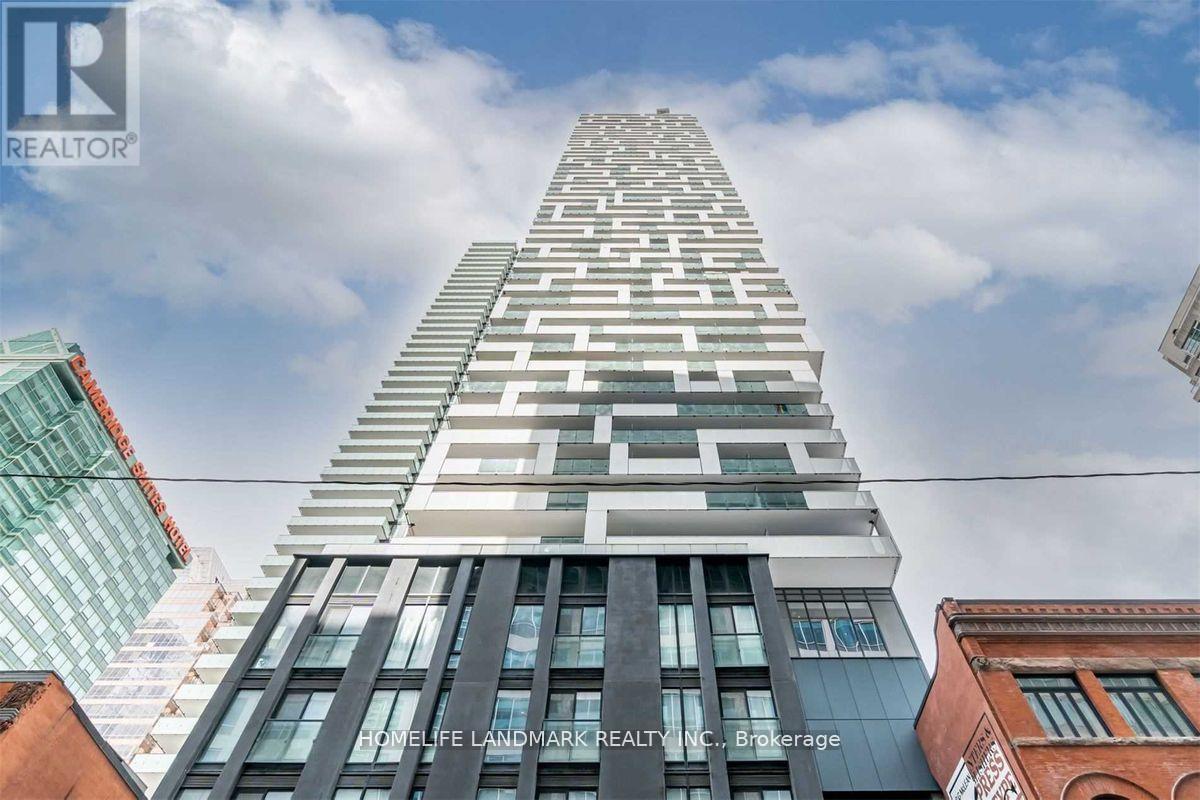 3703 20 Lombard St, Toronto, ON M5C 0A7