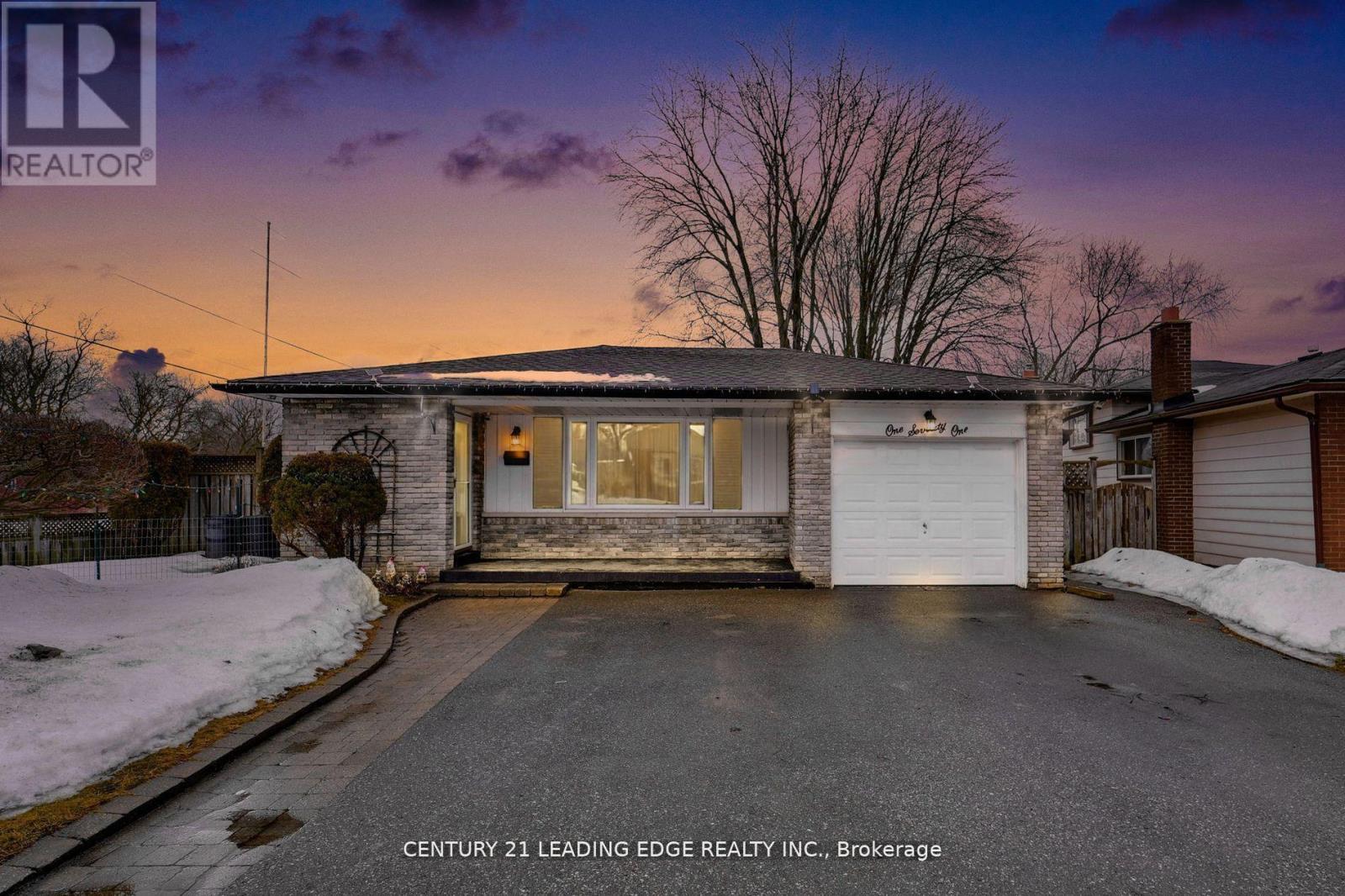 171 Phillip Murray Ave, Oshawa, ON L1J 1G6