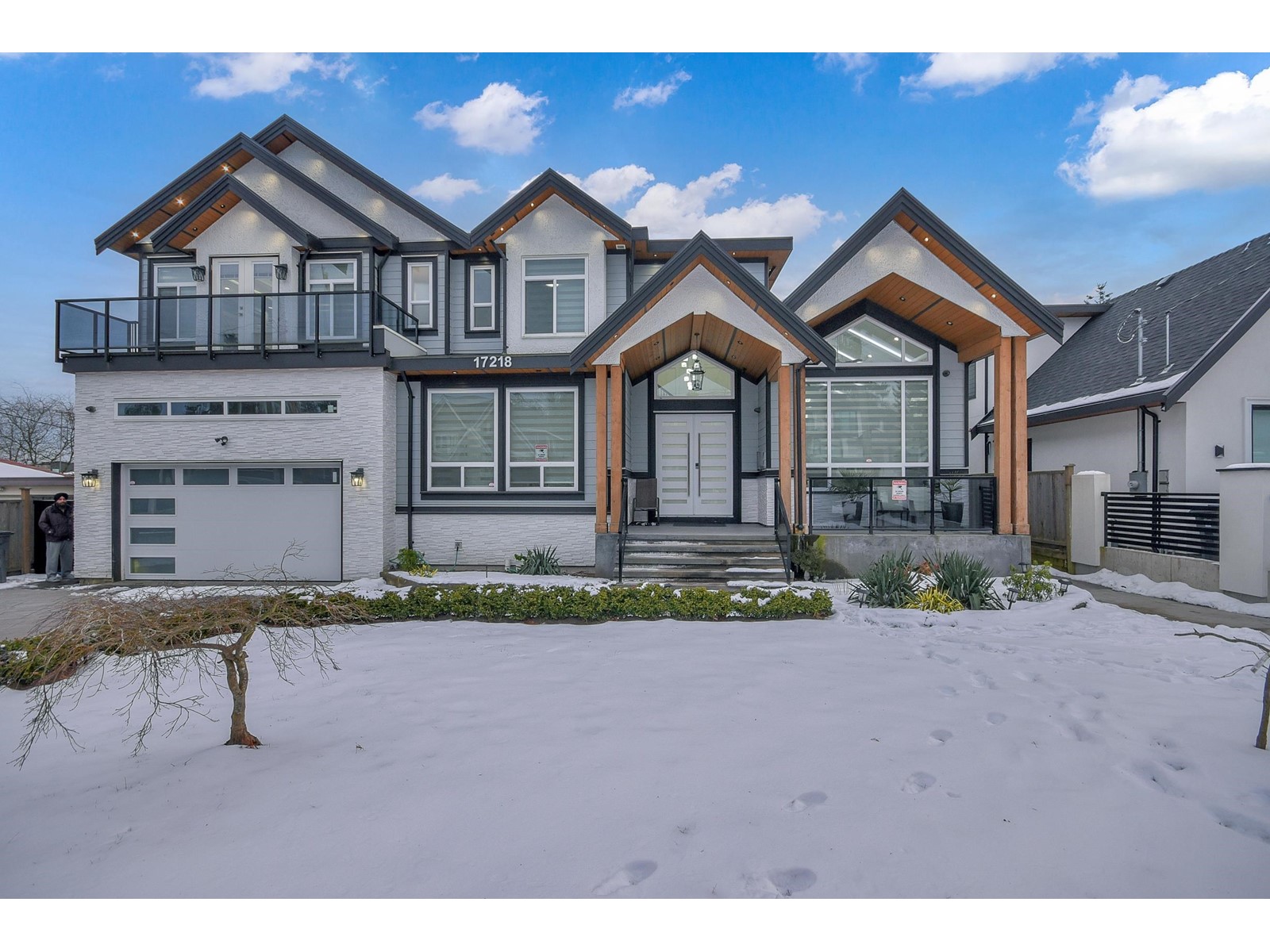 17218 58 Avenue, Surrey, BC V3S 1K5
