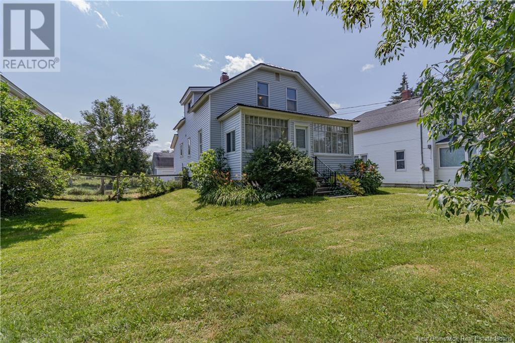 1105 Main St, Sussex Corner, NB E4E 2Z9