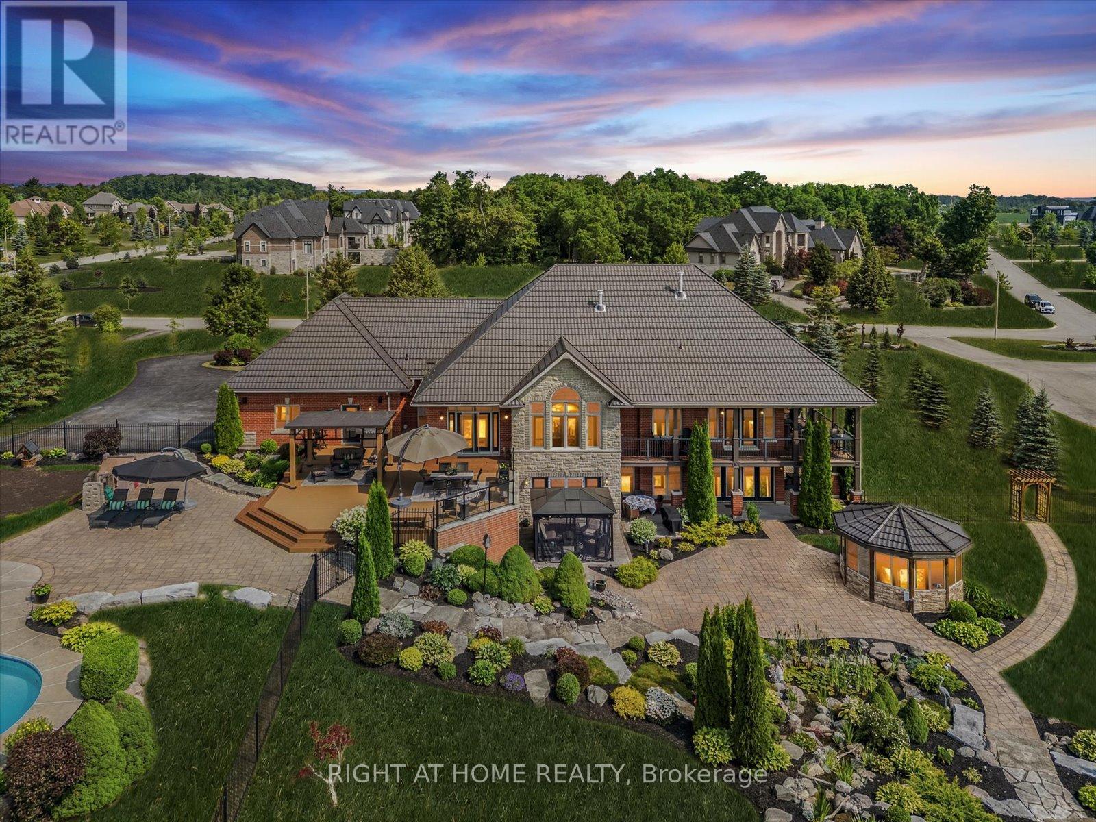 7 Clyde Ct, Scugog, ON L9L 2C9
