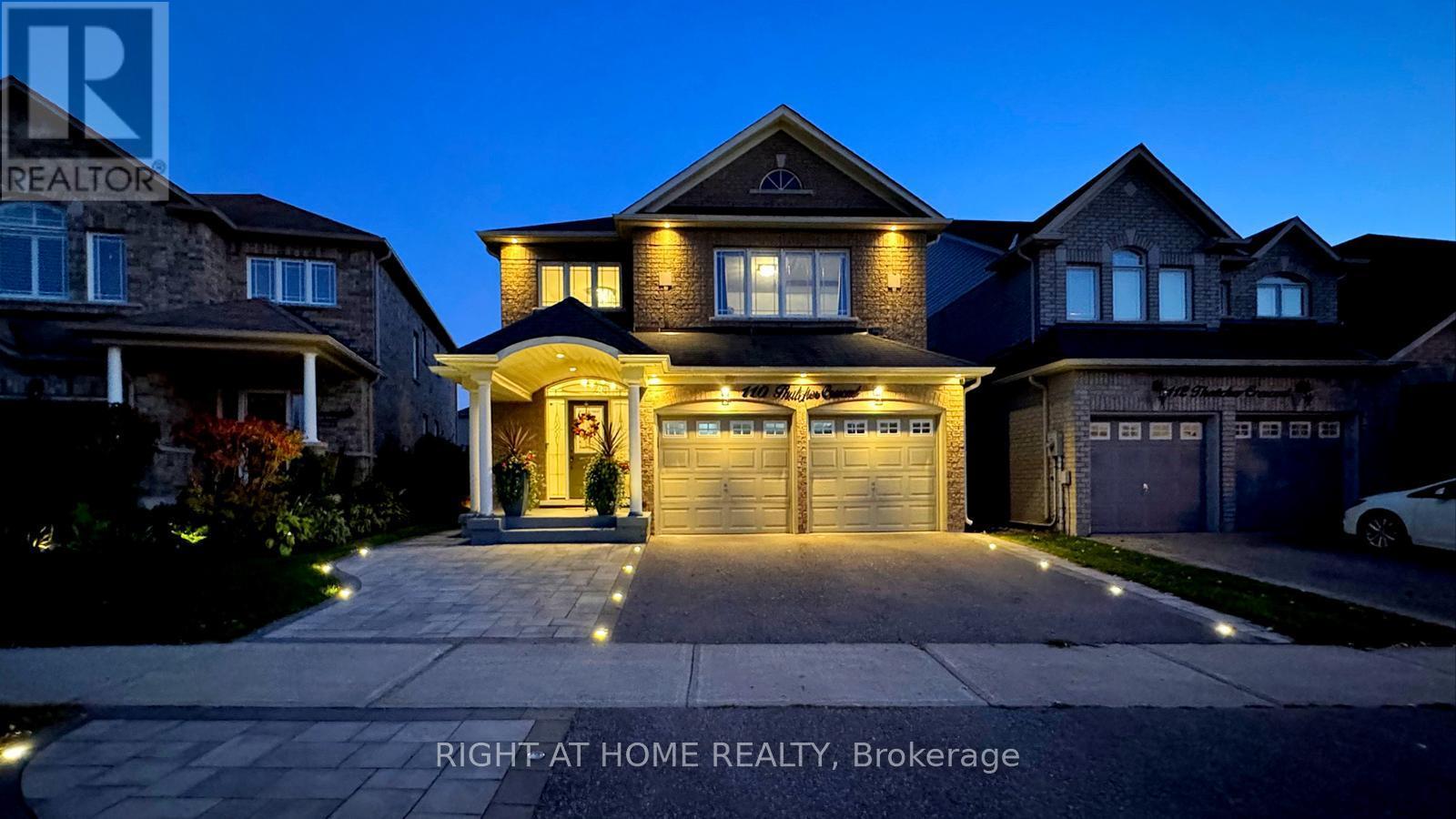 110 Thatcher Cres, East Gwillimbury, ON L9N 0B9