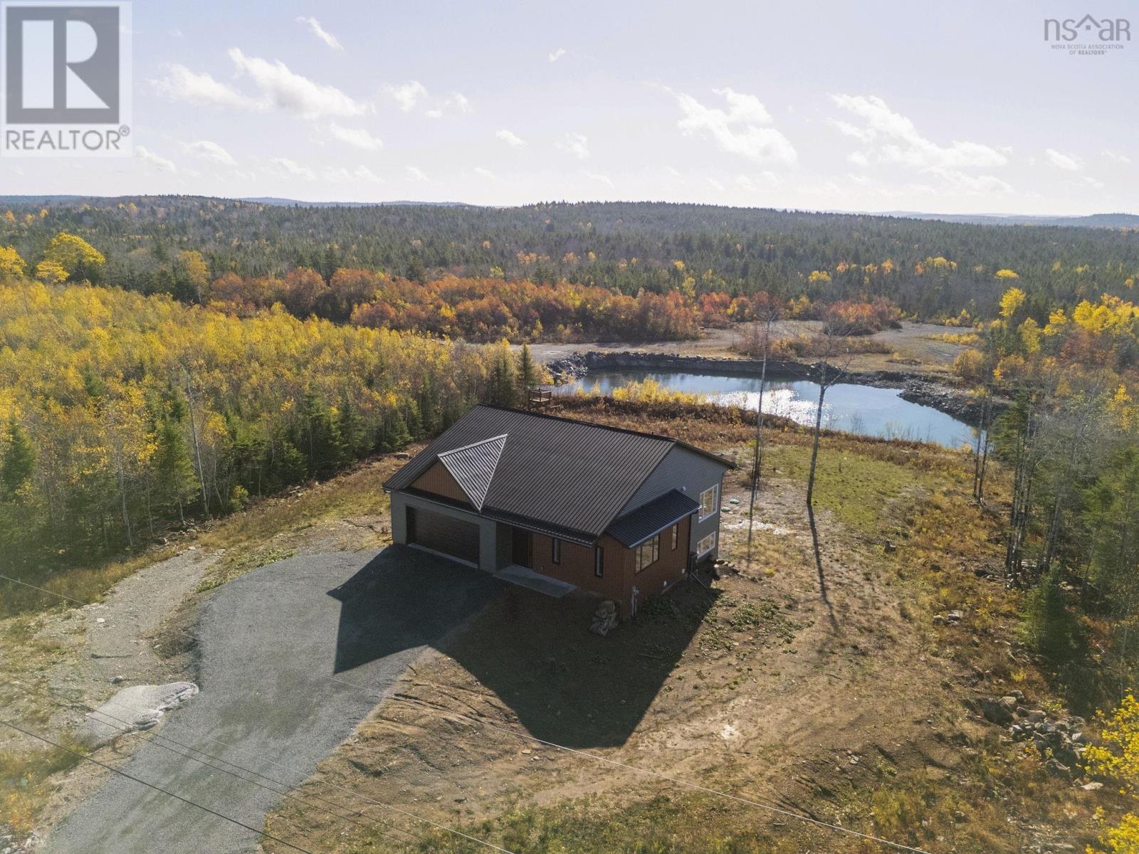 61 Highland Dr, Ardoise, NS B0N 3A0