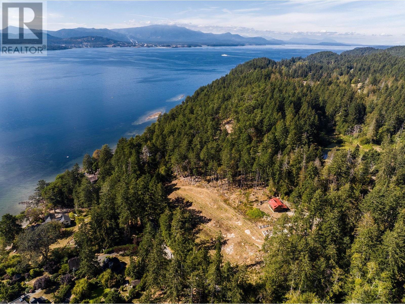 370-400 Baker Rd, Salt Spring Island, BC V8K 2N5