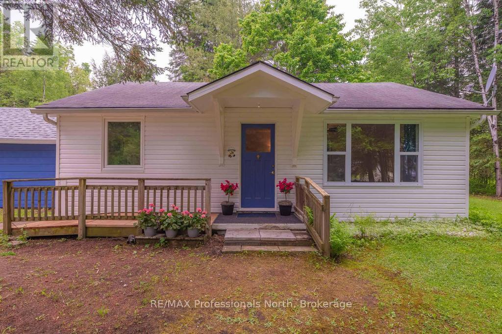 7 Stouffer St, Minden Hills, ON K0M 2K0