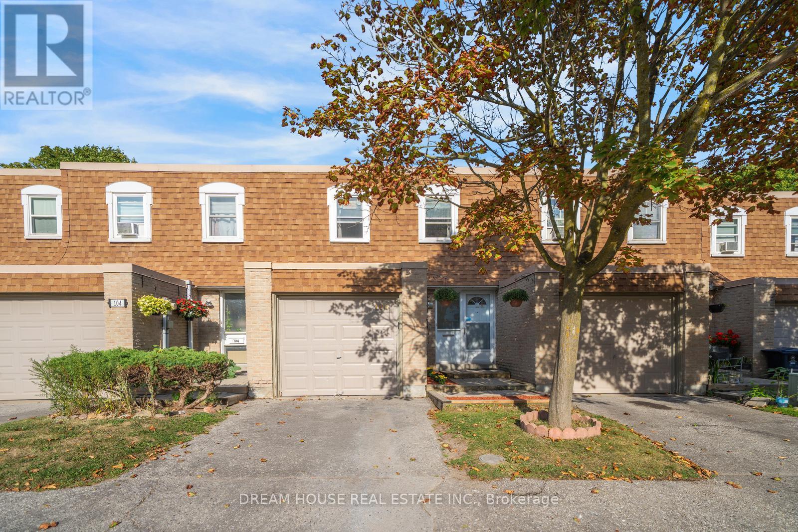 106 850 Huntingwood Dr, Toronto L'amoreaux, ON M1T 2L9