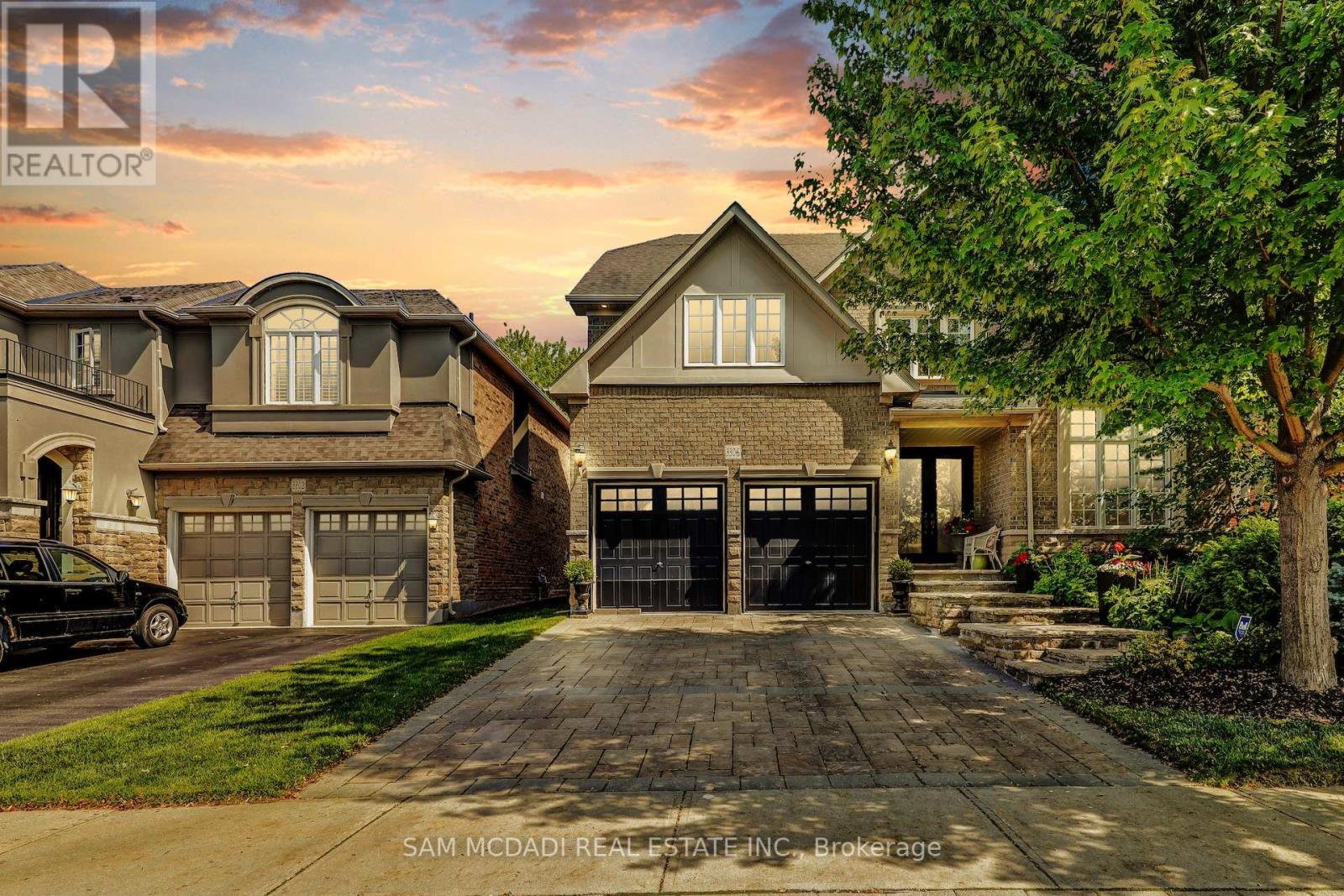 3306 Fox Run Cir, Oakville, ON L6L 6W5