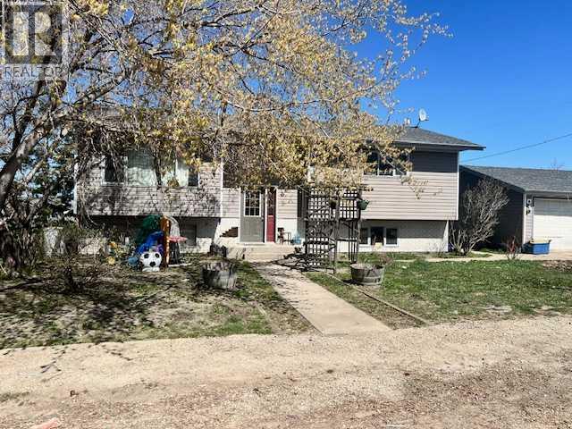 1 Avenue Unit 6, Round Hill, AB T0B 3Z0