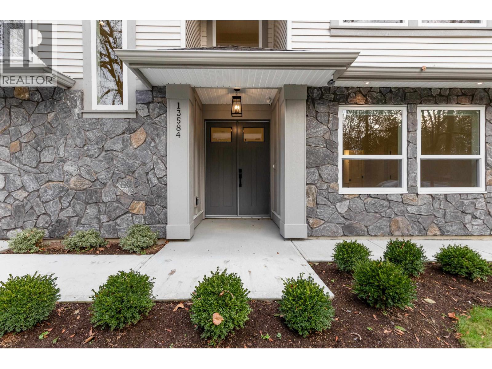 231 Street Unit 13584 #b, Maple Ridge, BC V4R 2R5