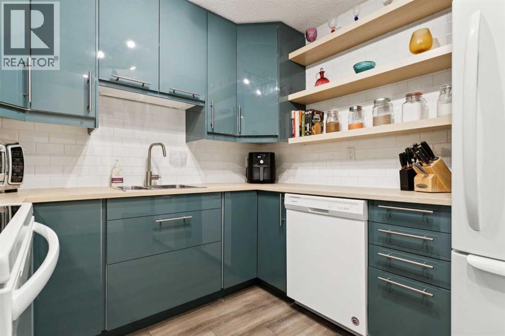 4001 49 Street Nw Unit 3110 #c, Calgary, AB T3A 2C9