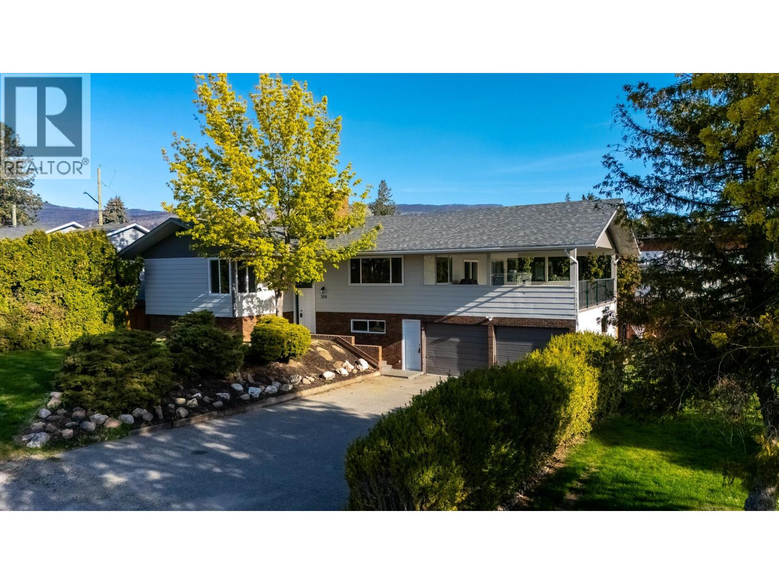580 Kelview Rd, West Kelowna, BC V1Z 1E3