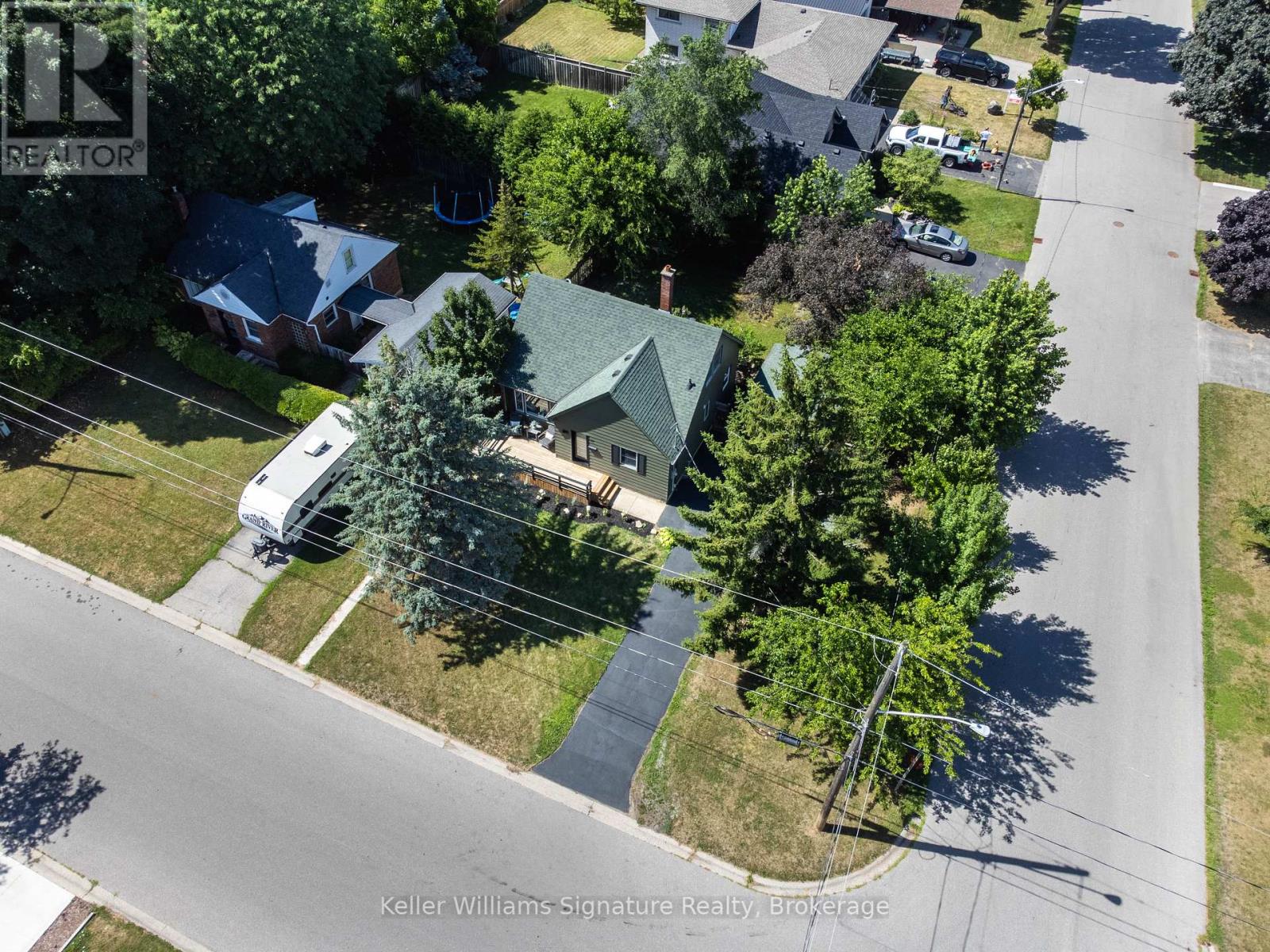 44 Grove Cres, Brantford, ON N3R 4Y6