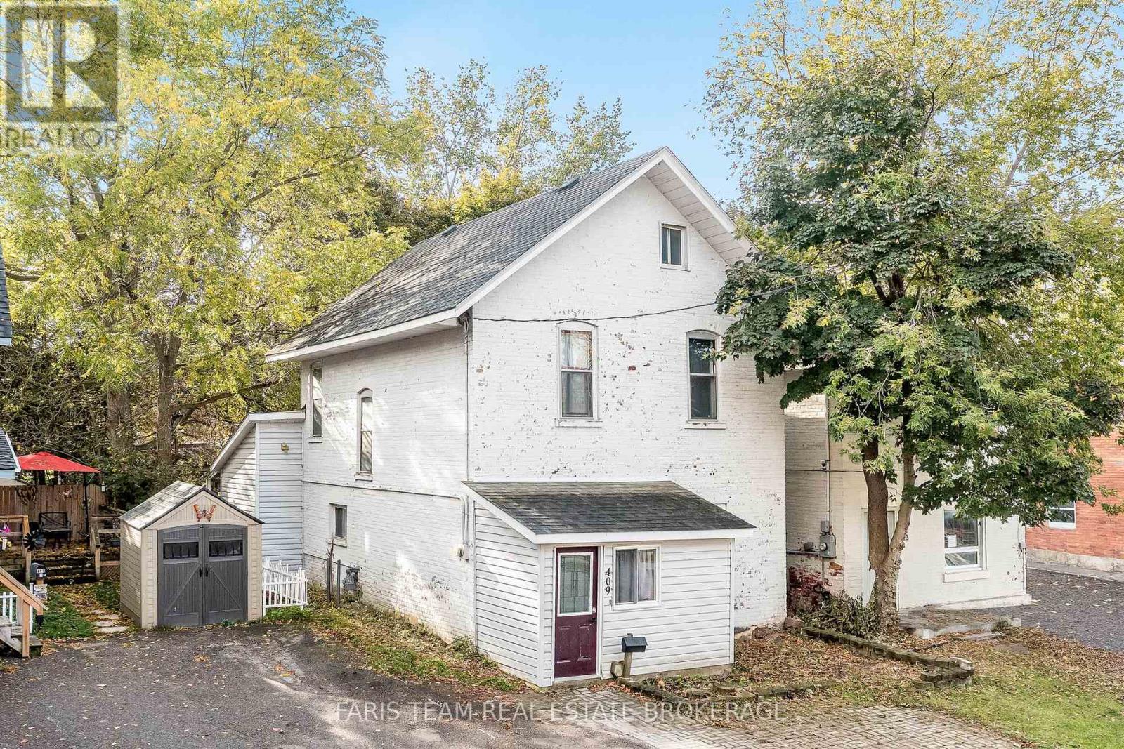 409 Dominion Ave, Midland, ON L4R 1P2