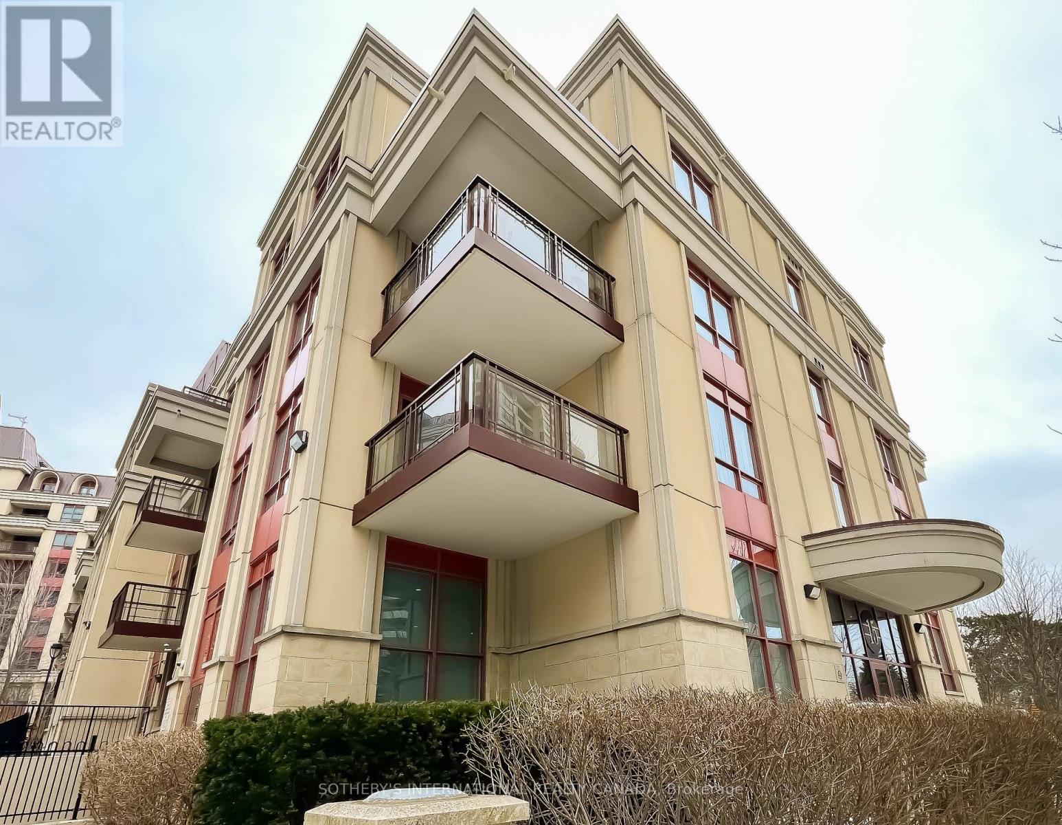 102 15 Rean Dr, Toronto, ON M2K 0A7