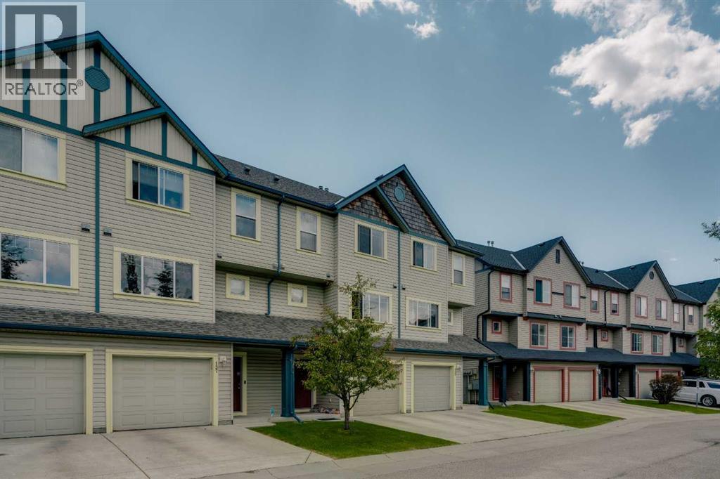 135 Copperfield Ln SE, Calgary, AB T2Z 4S9