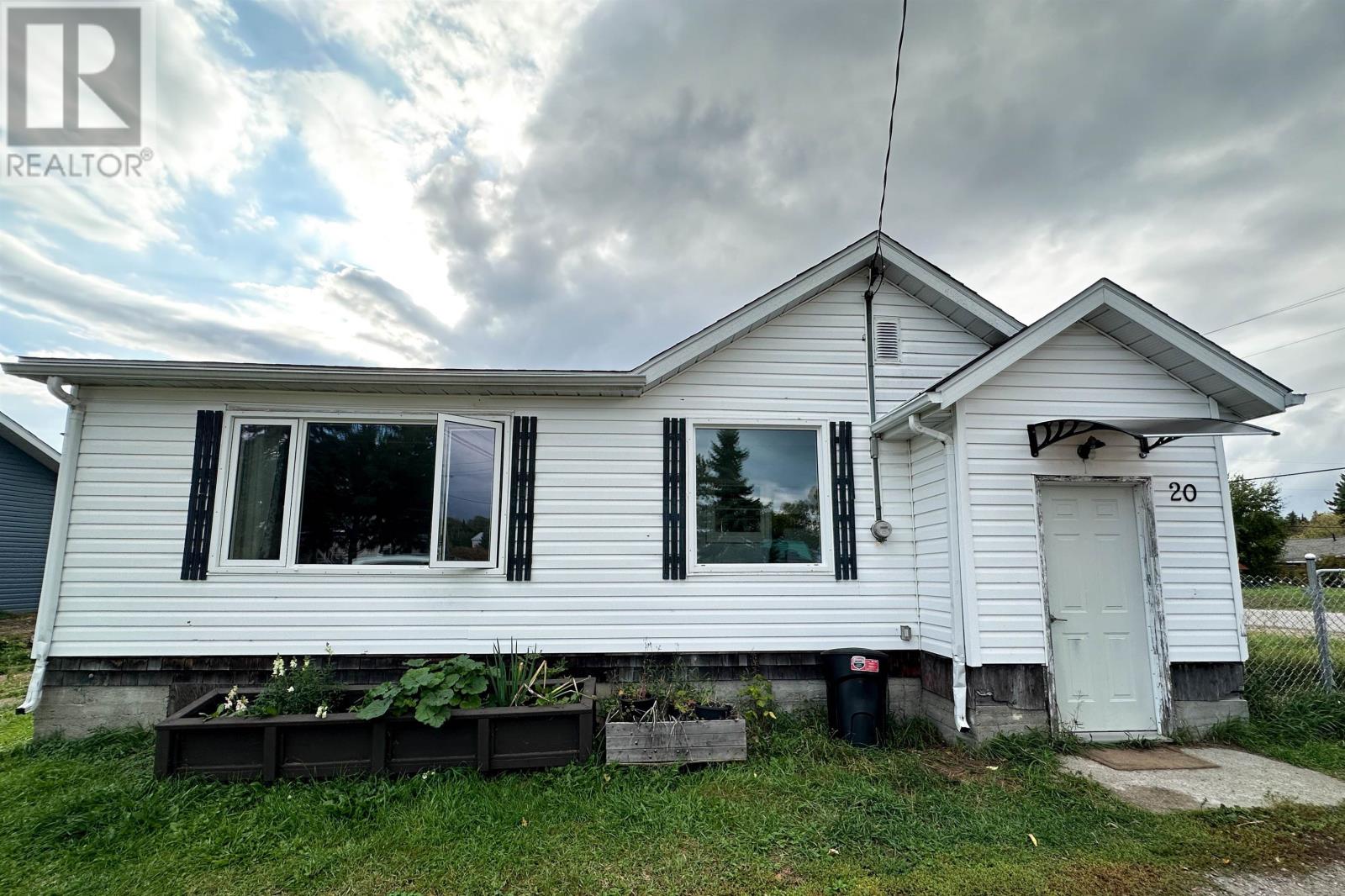 20 Crosscut St, Red Lake, ON P0V 2M0