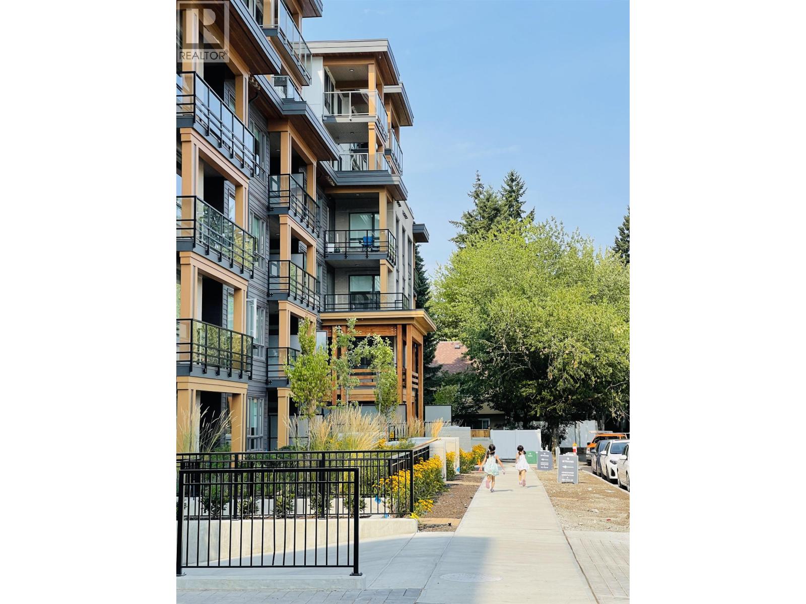 741 Anskar Court Unit 601, Coquitlam, BC V3J 0N3