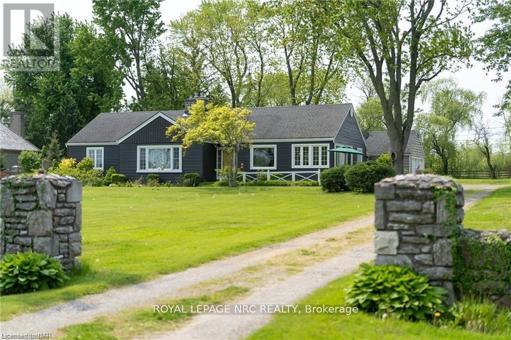 3281 Niagara Pkwy, Fort Erie, ON L0S 1S0