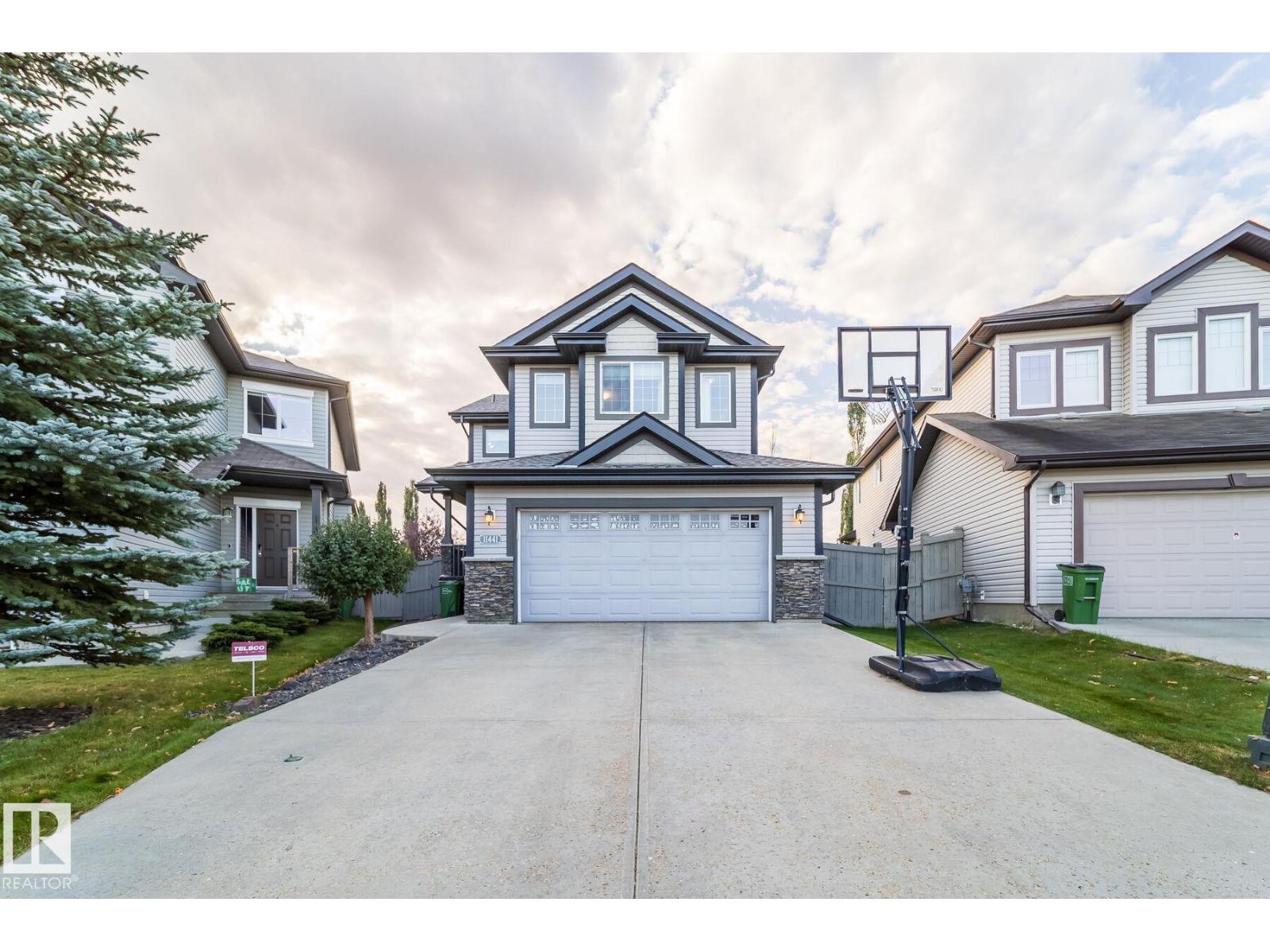 14 Av Sw Unit 11441 #a, Edmonton, AB T6W 0N3