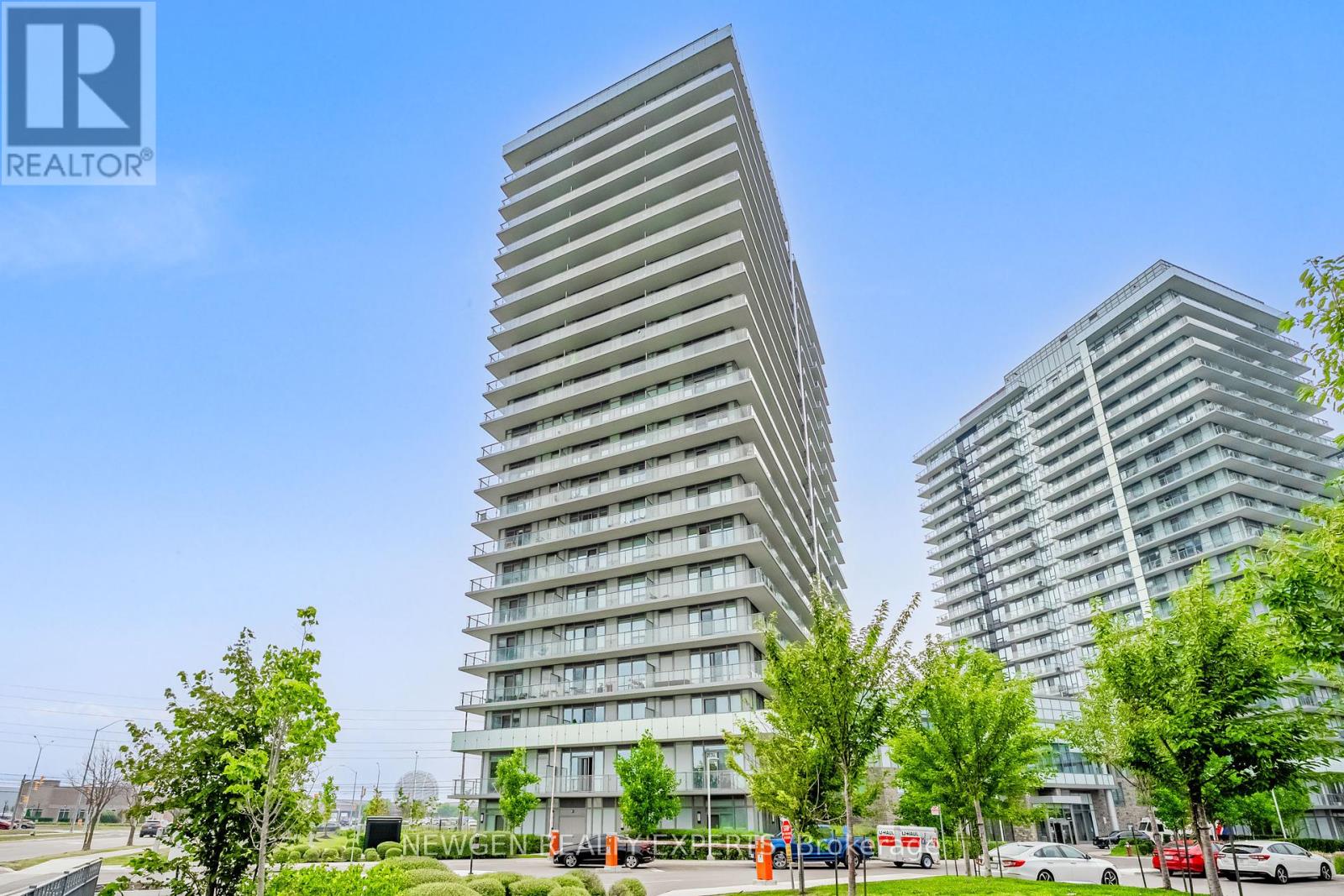 4655 Metcalfe Ave Ph 2203 Ave, Mississauga, ON L5M 0Z7