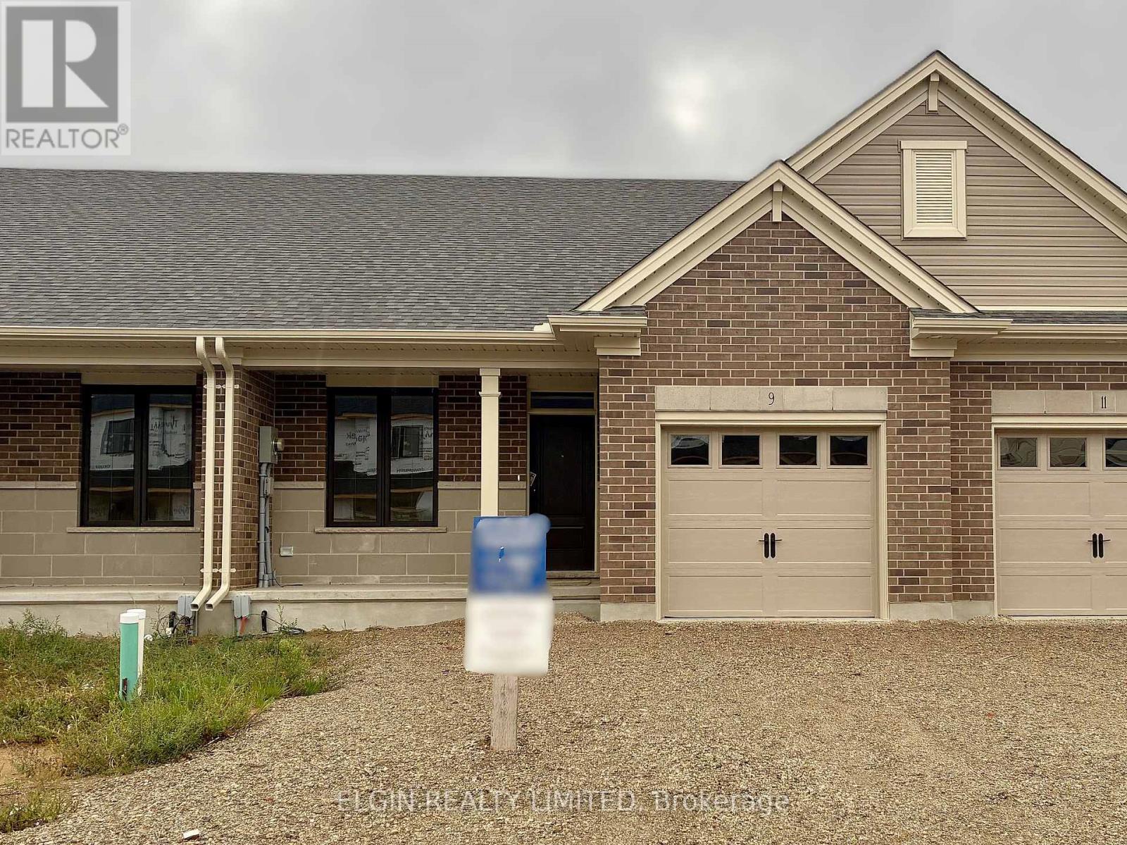 9 Canary St, Tillsonburg, ON N4G 0K4