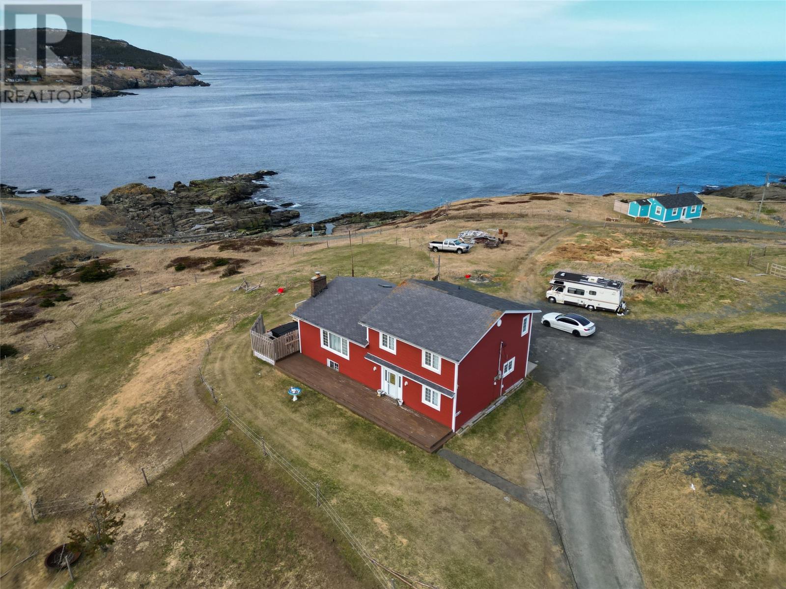592 Main Rd, Pouch Cove, NL A0A 3L0