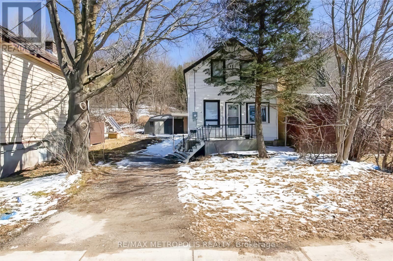 2195 3rd Avenue East, Owen Sound, ON N4K 2M5